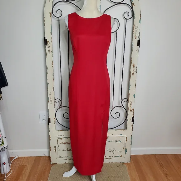 Donna Ricco Dresses | Donna Ricco Red Sheath Dress Size 8 | Color: Red | Size: 8 | Etoubarry's Closet Donna Ricco Dresses | Donna Ricco Red Sheath Dress Size 8 | Color: Red | Size: 8 | Etoubarry's Closet